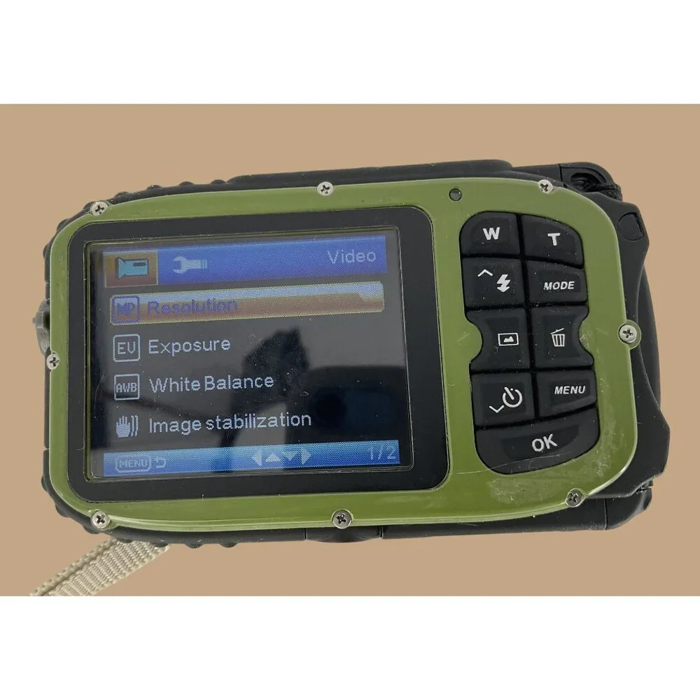 Coleman Xtreme3 Waterproof Digital Camera 720P HD Camo Battery SD Card